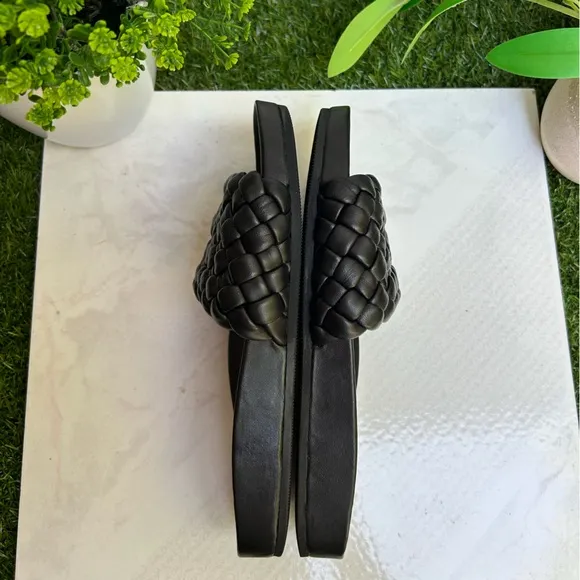 Loeffler Randall Women's SonnieSandal black size 7 gently used