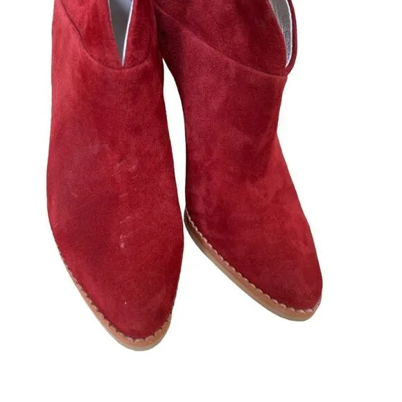 Lola Cruz Herne V Cut Zip Ankle Boot Red Suede 6.5