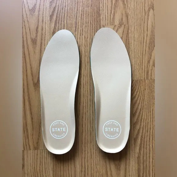 Lone Flag   Univ   State “Everyday”  White Leather Slip On Shoes Size 9