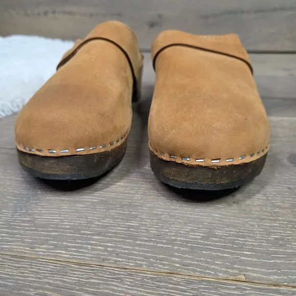 Lotta From Stockholm Tan Leather Clogs