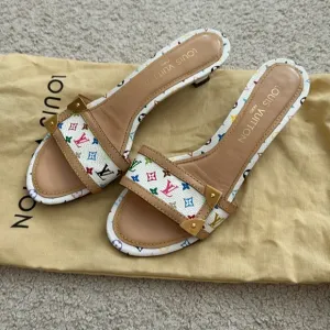 Louis Vuitton Multicolor Kitten Heels size 37