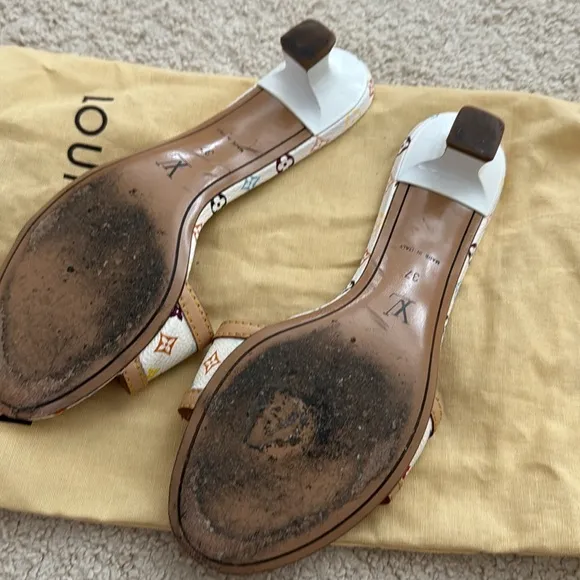 Louis Vuitton Multicolor Kitten Heels size 37