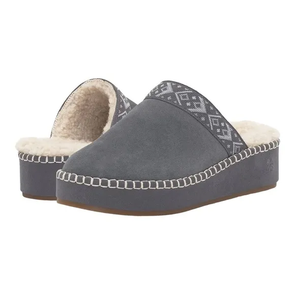 Lucky Brand Lezliey clogs in castle rock gray