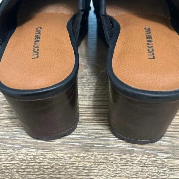 LUCKY BRAND NWB Black Leather Belvy Studded Platform Buckle Clogs Size 10