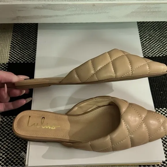 Lulu’s Vallyy Light Nude Quilted Mules size 8 NWOT