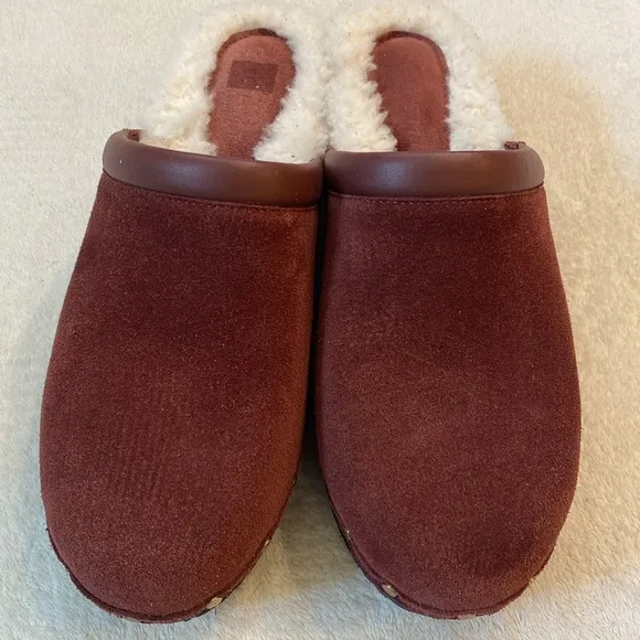 M. Gemi Burgundy “Greta”  Suede Clogs with Shearling Lining Sz 41