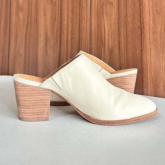 Madewell Cream Mules with Pointed Toe and Block Heel Sz. 9