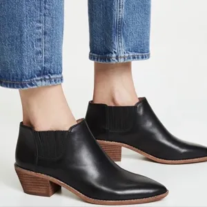 Madewell Sonia Chelsea black leather boots Truck Ankle Block Heel M3461 size 10