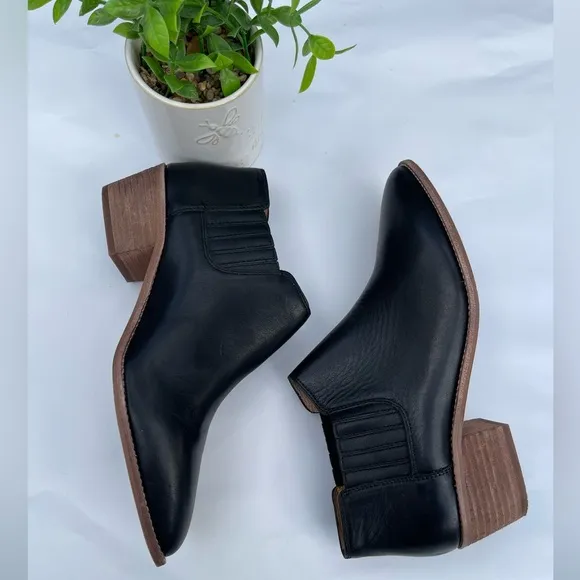 Madewell Sonia Chelsea black leather boots Truck Ankle Block Heel M3461 size 10