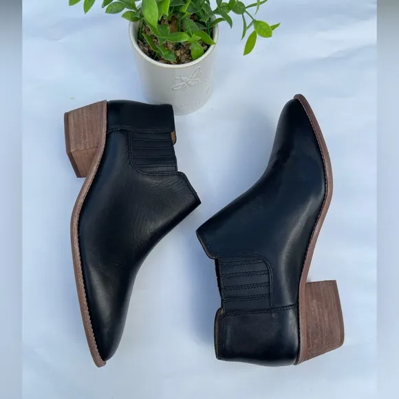 Madewell Sonia Chelsea black leather boots Truck Ankle Block Heel M3461 size 10