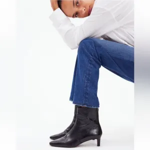 Madewell The Dimes Kitten-Heel Boot true black size 9 crinkle patent leather