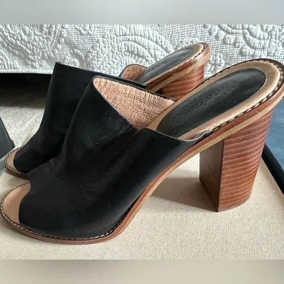 Madewell, the finch, leather mule in black size 9