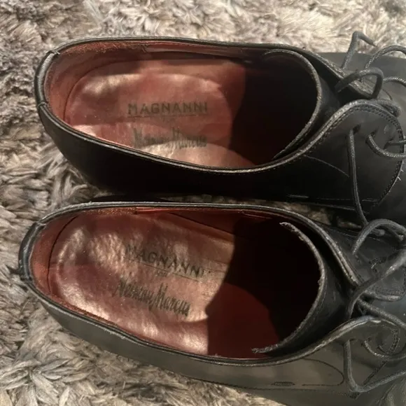 Magnanni 13758 Men's Oxfords Cap Toe Dress Shoes Black Leather Size 8.5 M