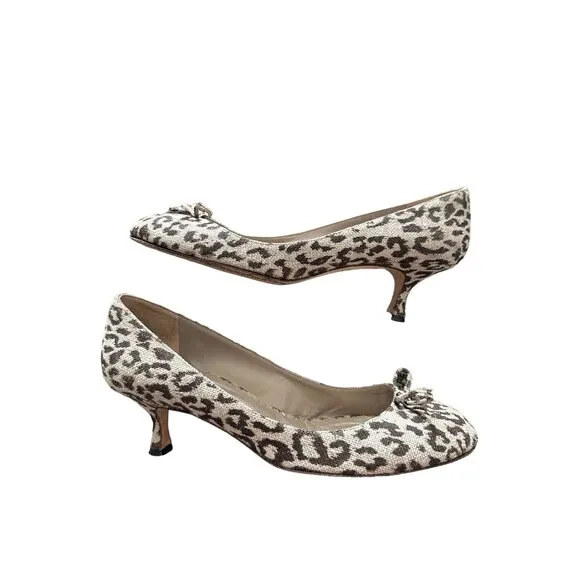 MANOLO BLAHNIK Animal Print Round Toe Kitten Heels Size 40