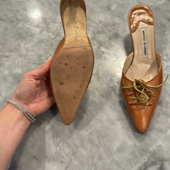 Manolo Blahnik Brown kitten heel mules- 39.5
