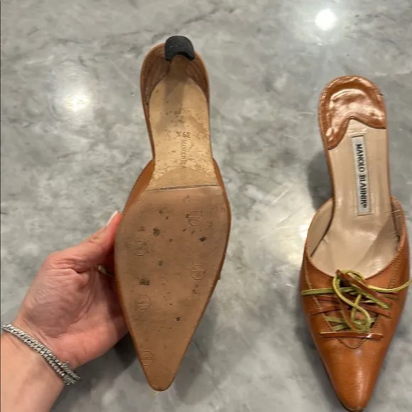 Manolo Blahnik Brown kitten heel mules- 39.5