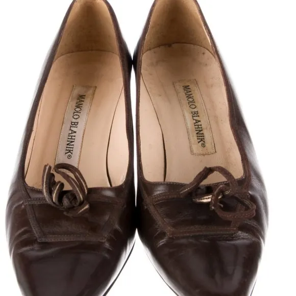 Manolo Blahnik Brown Leather Bow Kitten Heels – Size 5.5
