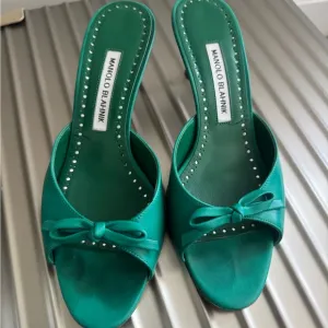 Manolo Blahnik Green Satin Heels with Kitten Heel
