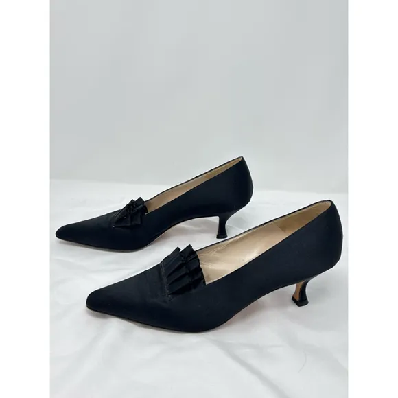 Manolo Blahnik Satan Kitten Heels Size 37 Black