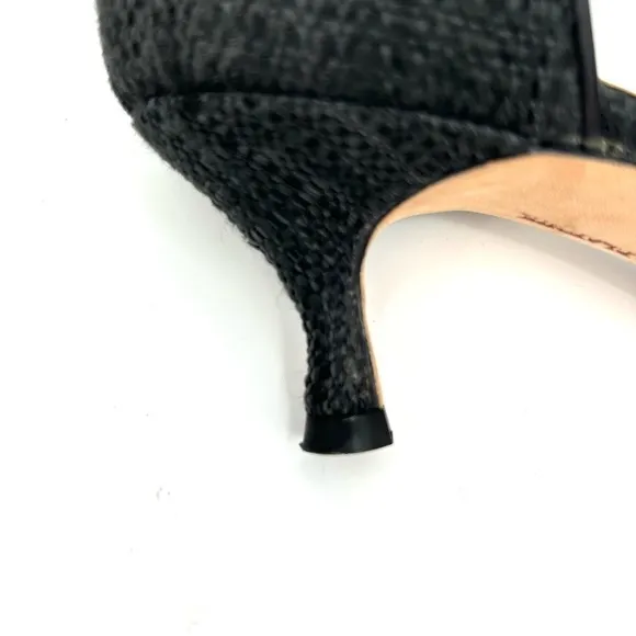 MANOLO BLAHNIK Size 34.5 (IT) 4.5 (US) Black Tweed (Fabric) Kitten Heels EUC