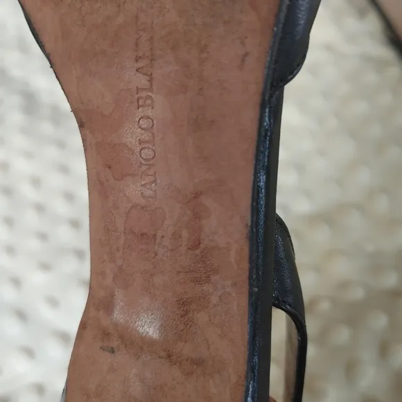 Manolo Blahnik Slingback Heels Size 39.5