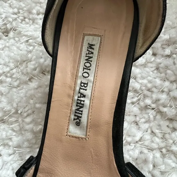 Manolo Blahnik Suede Ordido D’Orsay kitten heels