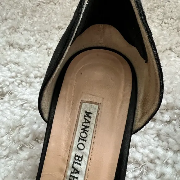 Manolo Blahnik Suede Ordido D’Orsay kitten heels