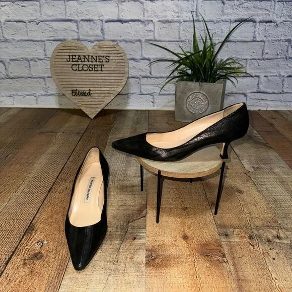 Manolo blahnik black kitten heel pointed toe pumps