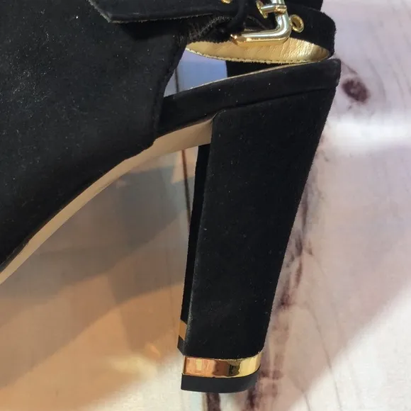 MARC FISHER BLACK SUEDE OPEN TOE SLINGBACK HEEL GOLD TRIM WOMEN'S 7 LIKE NEW
