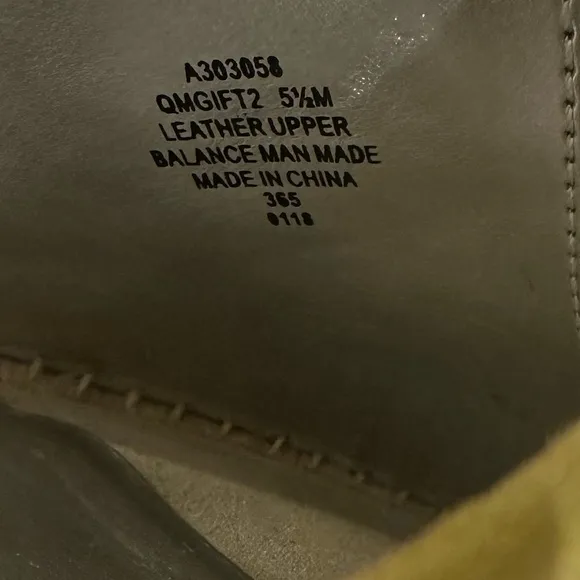 MARC FISHER Gift2 Suede Flat Espadrille Mules