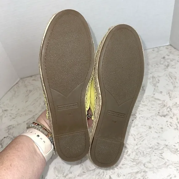 MARC FISHER Gift2 Suede Flat Espadrille Mules
