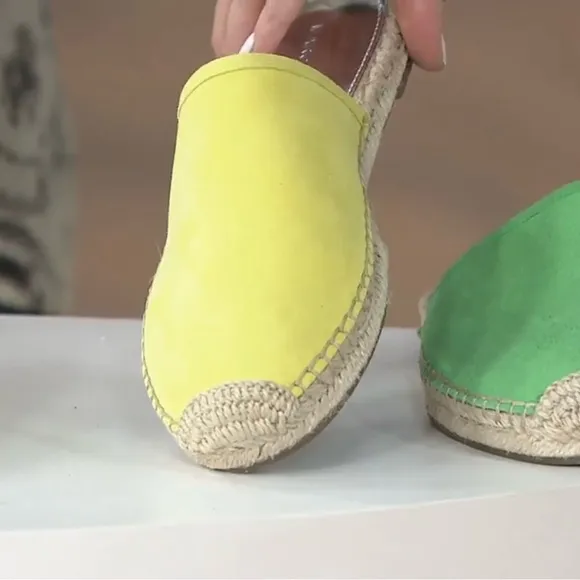 MARC FISHER Gift2 Suede Flat Espadrille Mules