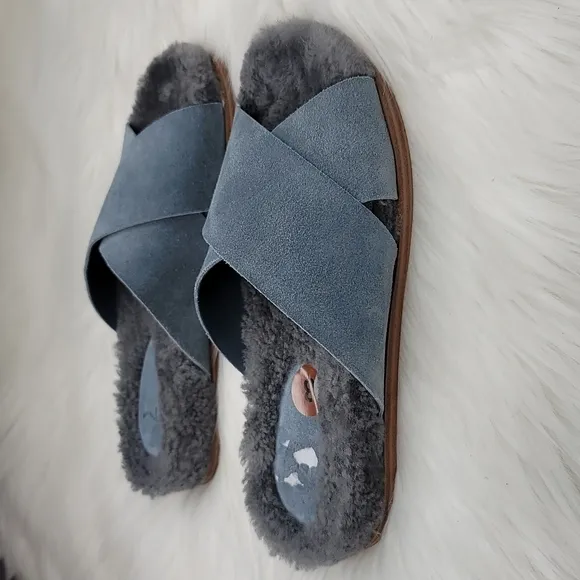 Marc Fisher Ltd Canna Cozy Slide Slip On Mules Gray Suede