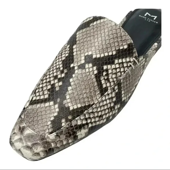 Marc Fisher LTD Pam2 Snake Embossed Leather Womens Flat Mules
