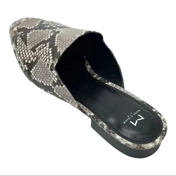 Marc Fisher LTD Pam2 Snake Embossed Leather Womens Flat Mules