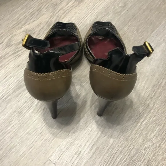 Marc Jacobs Open Toe Slingback Leather Heels 38