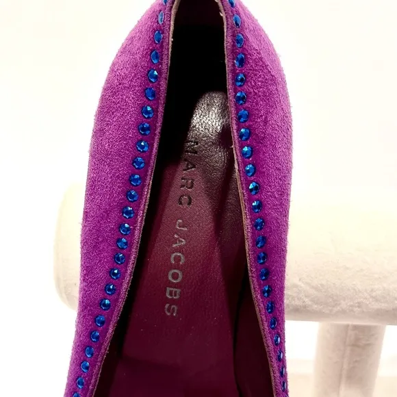 MARC JACOBS Purple Suede w Blue Stud Bow Accents 1.5” Heels EUC Size  37…