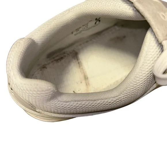 Men On Running The Roger Clubhouse White Running Tennis Shoes Sneakers size 13