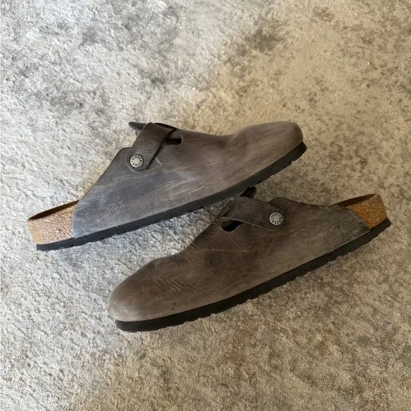 Men's Gray Birkenstock Clogs