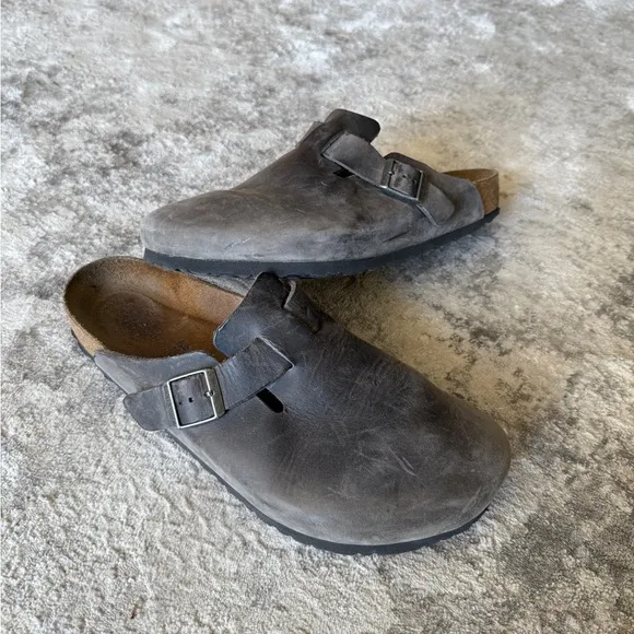 Men's Gray Birkenstock Clogs