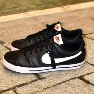 Men's  Nike Leather Court Legacy Lace Up Sneakers
