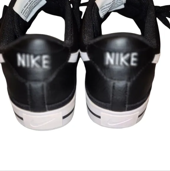 Men's  Nike Leather Court Legacy Lace Up Sneakers