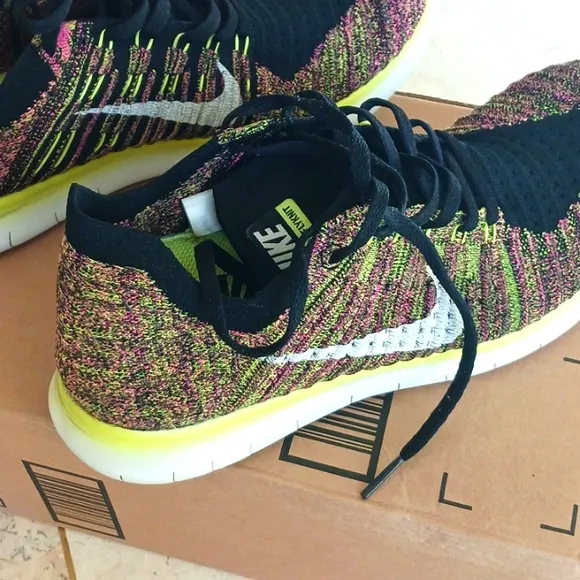 MENS,Nike Multicolor Flyknit Running Shoes,,size 9, exellent condition