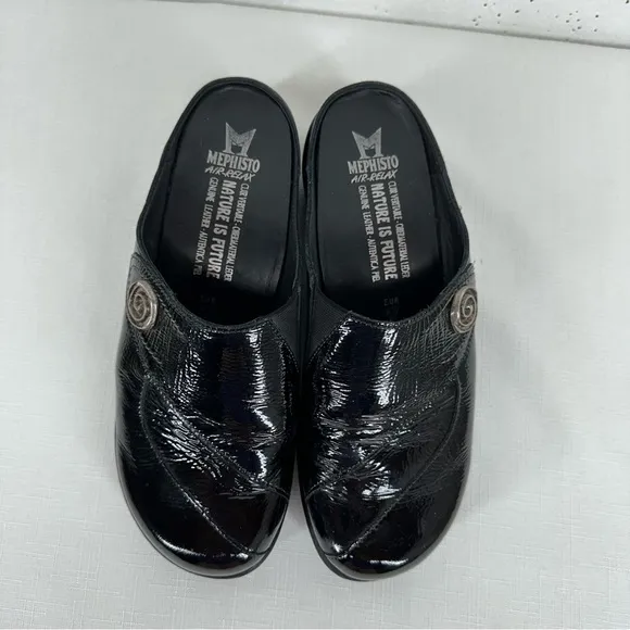 Mephisto Women’s size 7 Black Patent Leather Mules