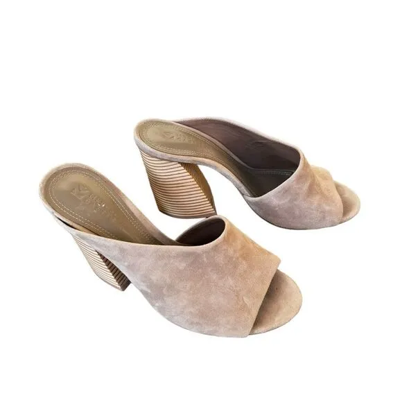 Mercedes Castillo Izar Block Heel Tan Cream Suede Mule Sandal Women's Size 6.5