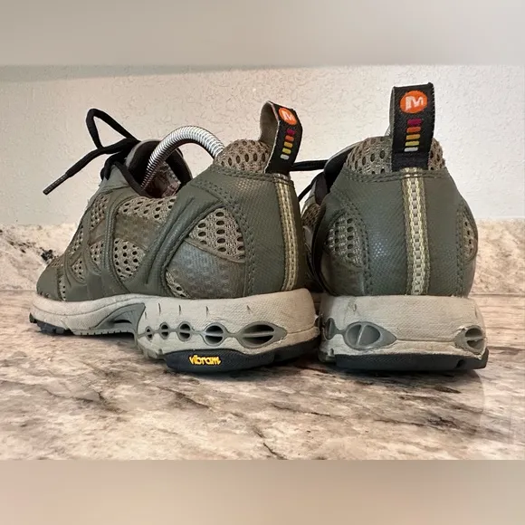 MERRELL OCTANE DUSTY OLIVE PERFORMANCE SZ 9.5