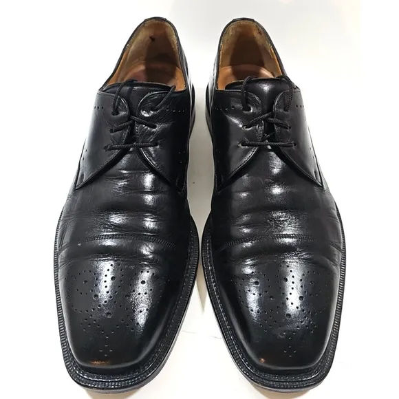 Mezlan ~Men's Size 9.5~ Black Leather Toe Cap Oxfords Shoes Made in Spain.