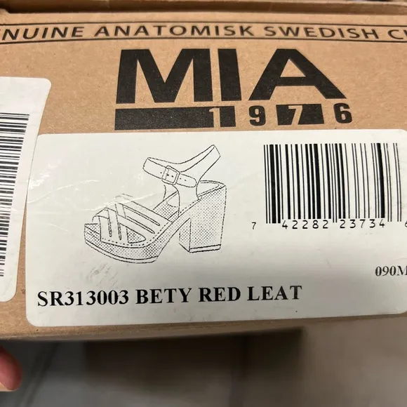 MIA Bety Swedish Clogs - Red Leather