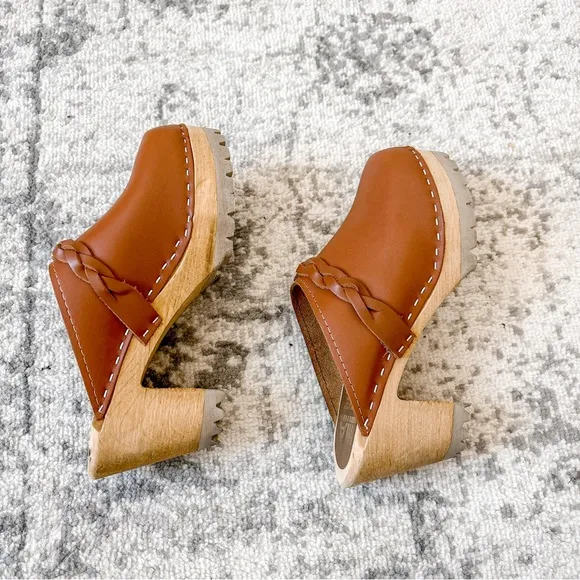 Mia Elsa Luggage Leather Clog Mules Swedish