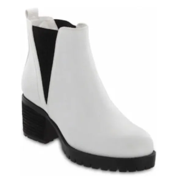Mia Jody Chelsea Boot - Size 7.5